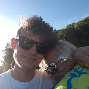 Meet your Posher, Ethan